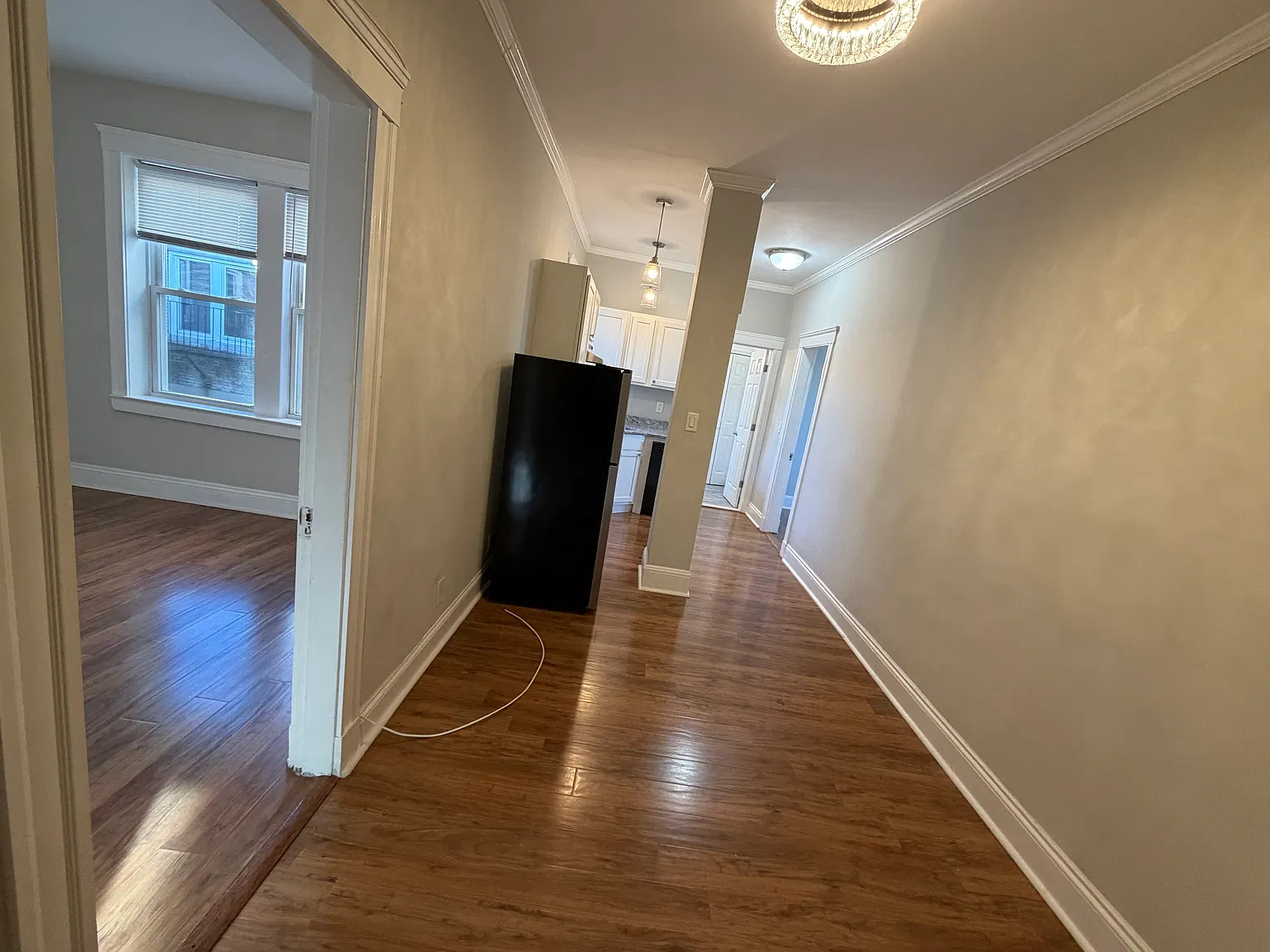 2 bed, 1.0 bath, $2,800 — Photo 2