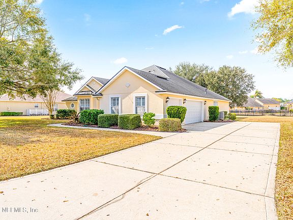 3rd image of 14656 PRESERVE LANDING Drive E