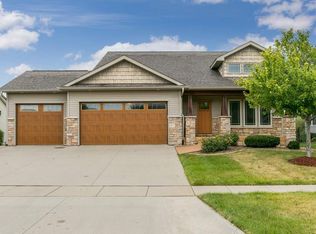 330 Locust Dr, North Liberty, IA 52317