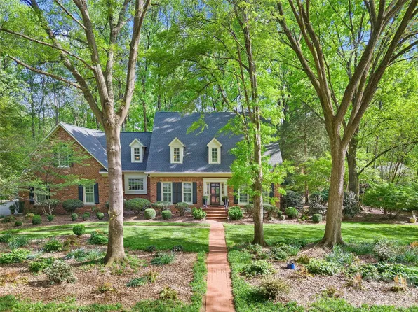 6121 Bentway Dr, Charlotte, NC 28226