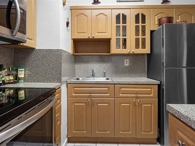 2899 Collins Ave #642 — Photo 3