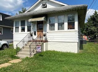 23 S Chestnut Ave, Maple Shade, NJ 08052