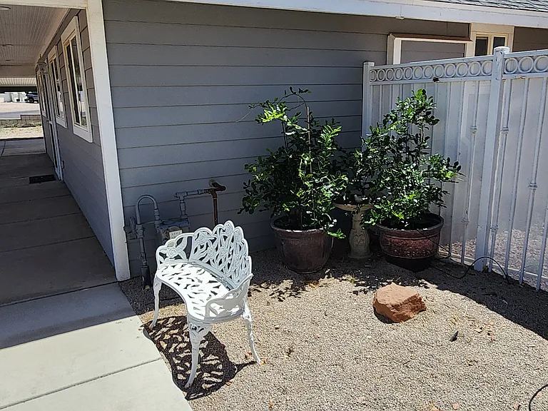 318 Fife St — Photo 36