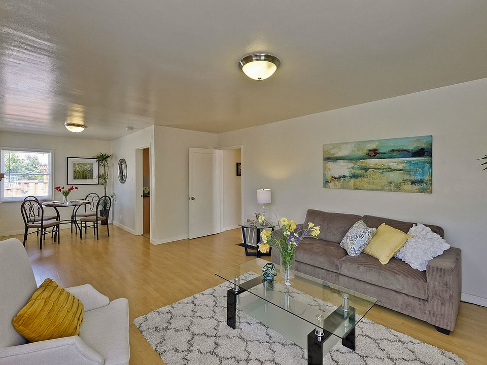 1st image of 350 Bradley Ave