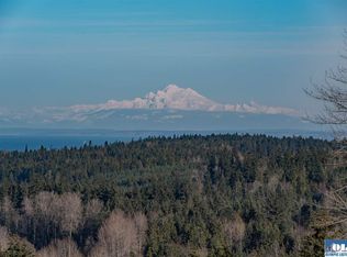 234 Lochow Rd, Sequim, WA 98382