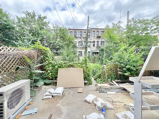 Rented by Doorway NYC, LLC | media 32