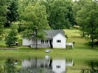 494 Rr 72, Norwood, MO 65717