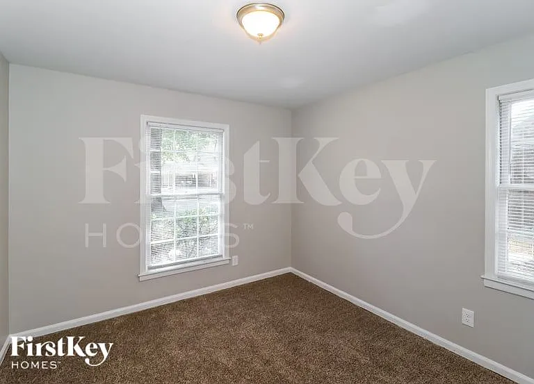 5130 Kingswood Cir — Photo 11
