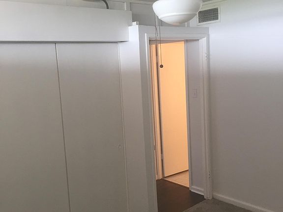 3rd image of 4302 Ocean Dr APT 76