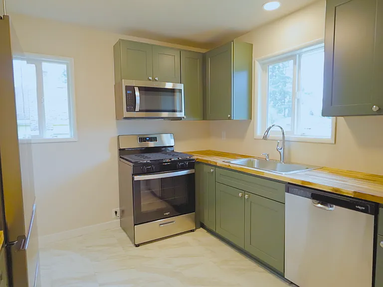 6208 SE Woodstock Blvd — Photo 7