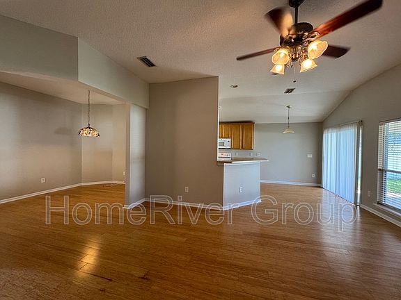 4th image of 3610 Silver Bluff Blvd