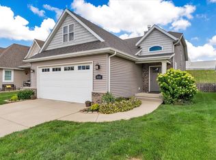 3122 W 34th St, Davenport, IA 52806