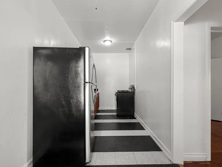 1516 N Hobart Blvd — Photo 25