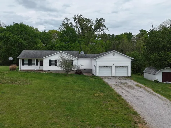 927 Tuggle Rd, Danville, KY 40422