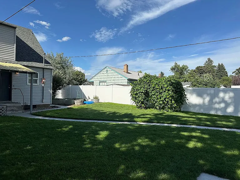 2821 W Rowan Ave — Photo 18