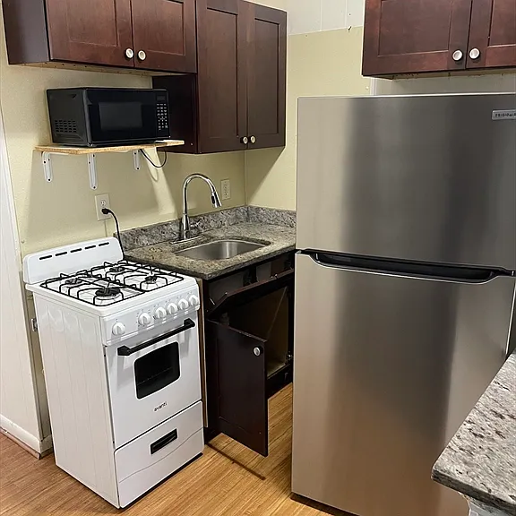 114 Shurtleff St #10 — Photo 4