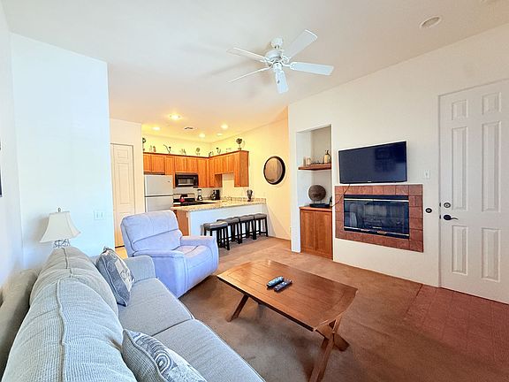 2nd image of 50650 Santa Rosa Plz APT 1