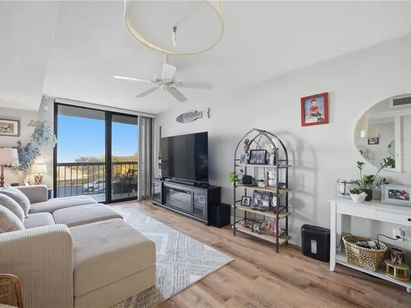 3288 Page Ave APT 105, Virginia Beach, VA 23451