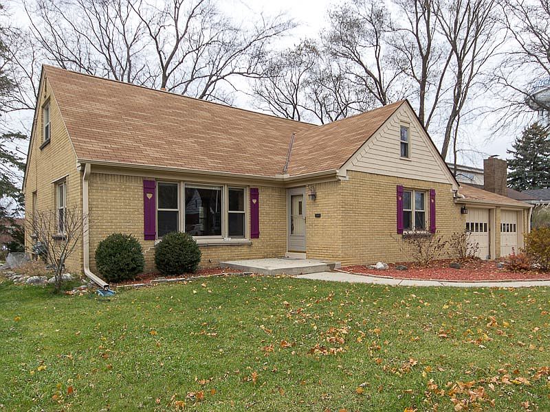 1st image of 6255 N Lydell Ave