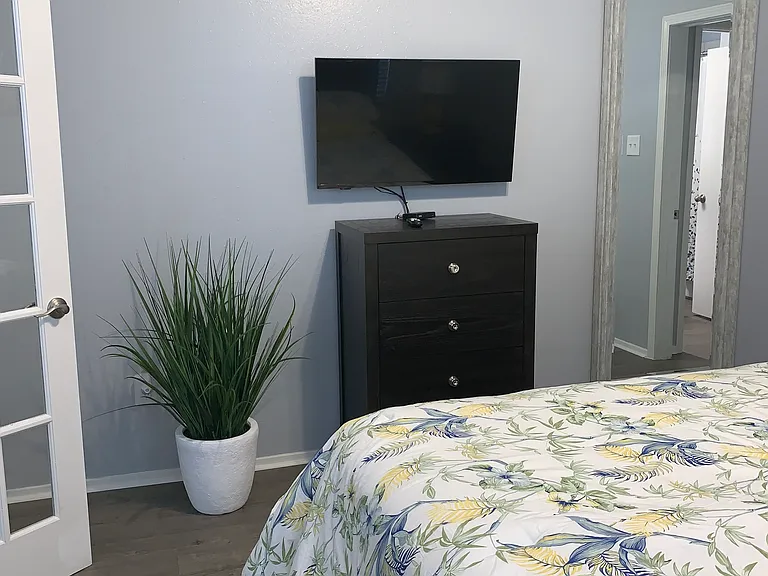 3642 Fairmont Dr — Photo 12