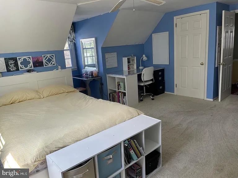 507 Webb Rd — Photo 22