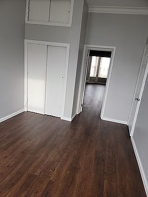 4th image of 428 58th St #3