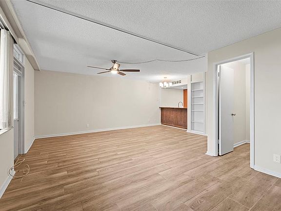 3rd image of 2617 COVE CAY DRIVE #206