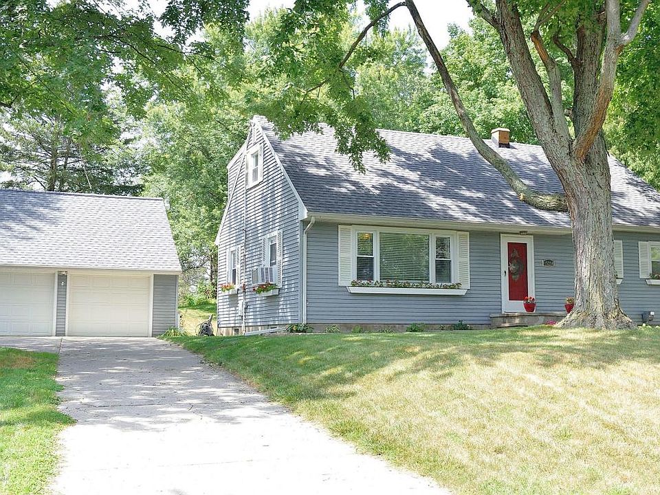 1st image of 15294 Chetwyn Dr