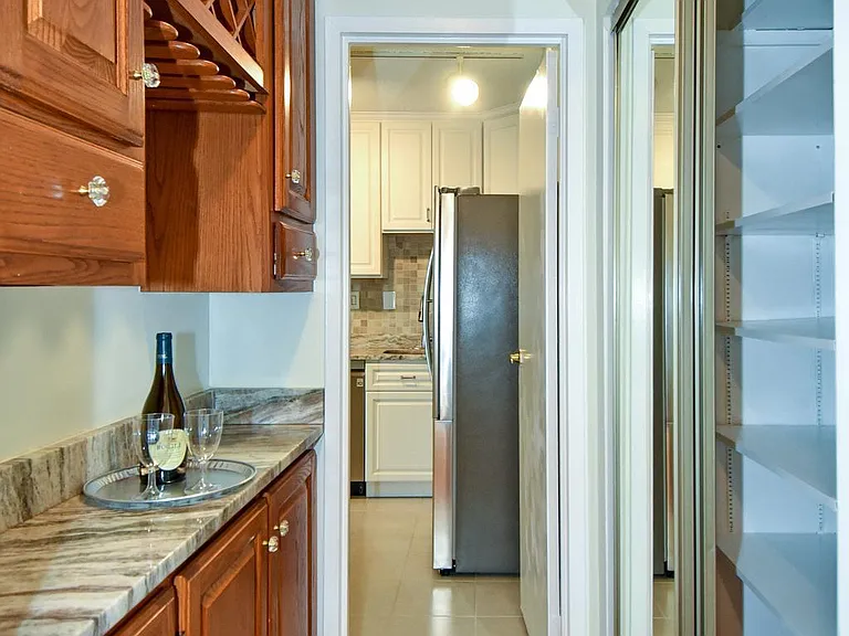 5500 Holmes Run Pkwy #1007 — Photo 12