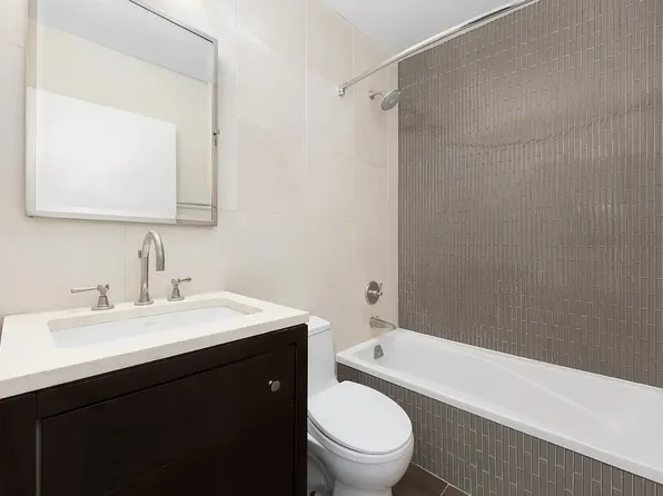 212 East 47th Street image 8 of 16