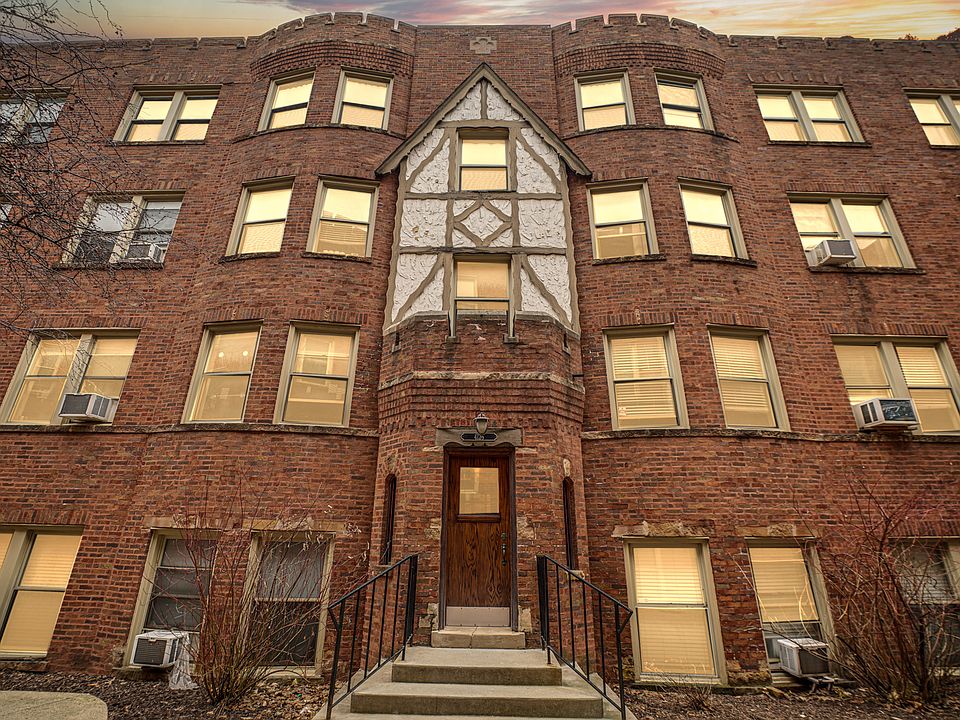 1st image of 4126 N Kedvale Ave APT 202