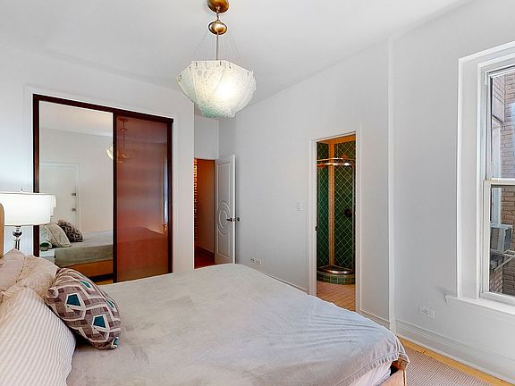 3rd image of 341 W 70th St #5C