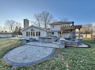 3290 Arroyo Rd, Brookfield, WI 53045