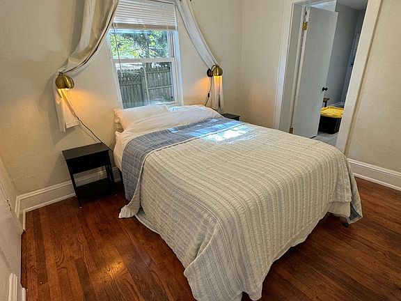 5th image of 9525 Sherwood Pl