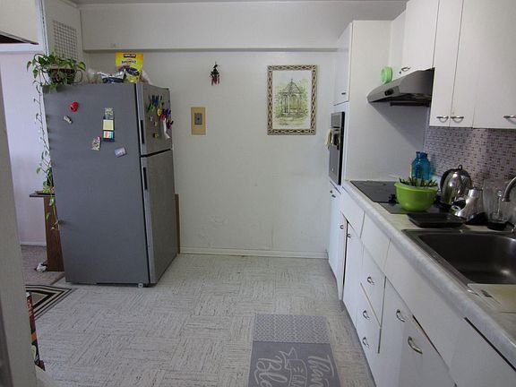 5th image of 4250 N Marine Dr APT 2208