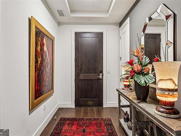 2nd image of 2520 Peachtree Rd #602