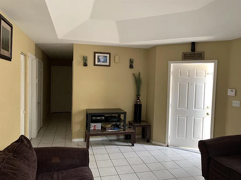 4109 Eastridge Cir — Photo 3