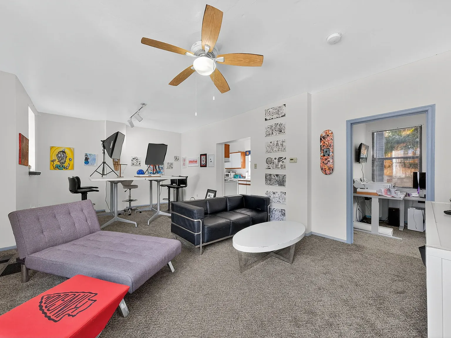 1 bed, 900 sqft, $1,600 — Photo 3