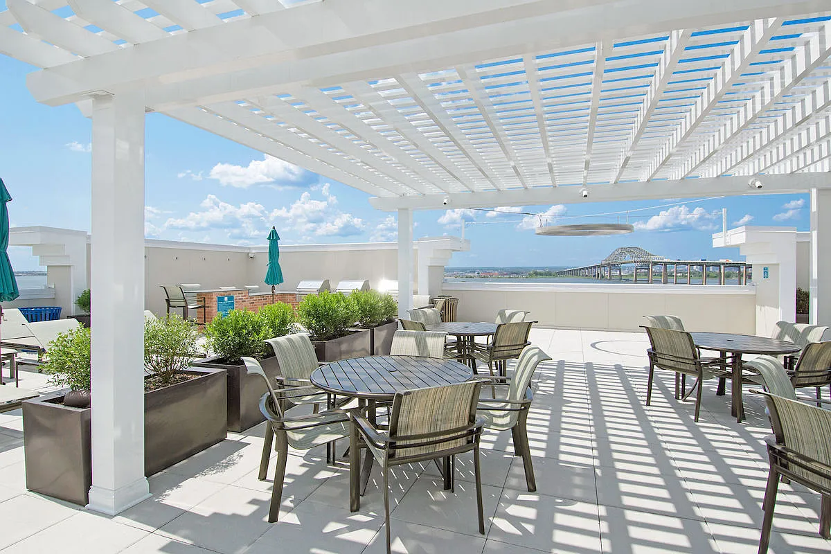 Liberty Bay Club — Photo 2