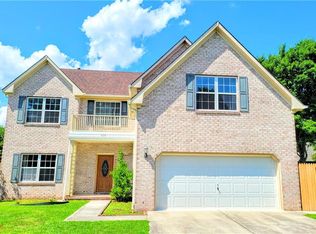 828 Shadowberry Crst, Chesapeake, VA 23320