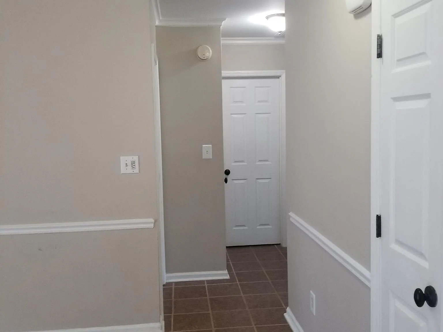 3016 Faircroft Way — Photo 2