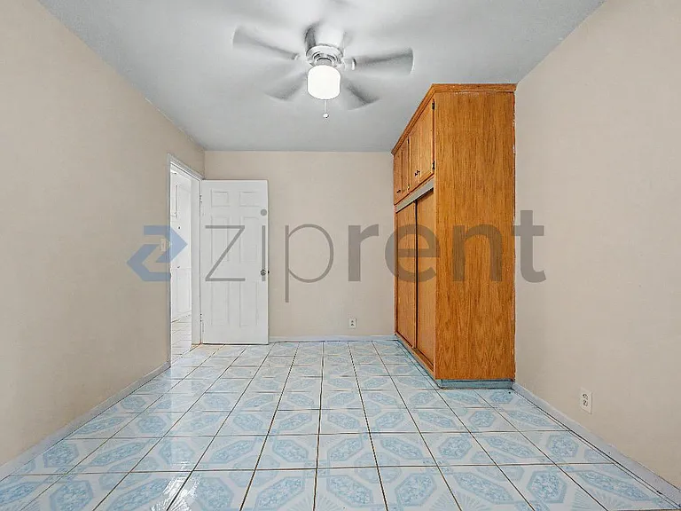 4417 Deland Ave — Photo 18