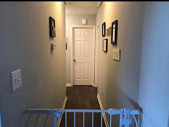 3rd image of 157 Glenwood Dr