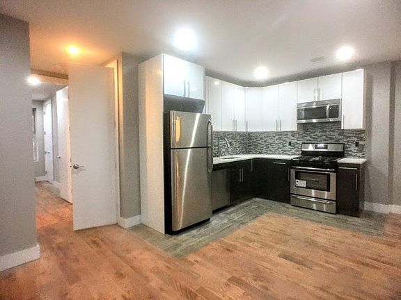3rd image of 4 S Pinehurst Ave APT 5A
