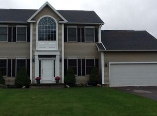 8115 E Main Rd, Le Roy, NY 14482