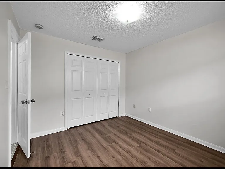 13761 N Garden Cove Cir — Photo 12
