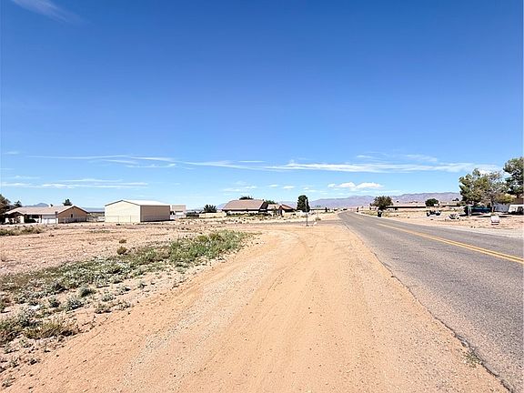 3rd image of 7910 E Blazed Ridge Drive