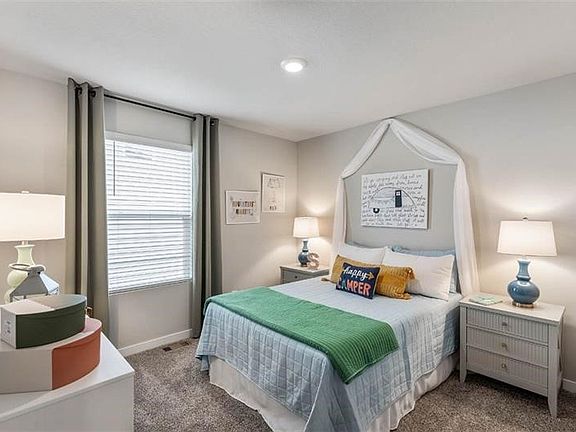 2nd image of 364 Gleneagles Dr