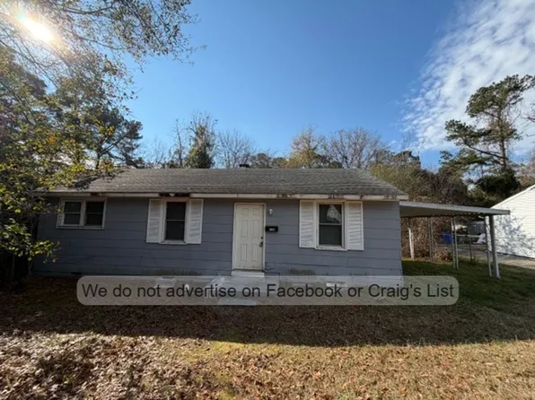 1745 Torrey Dr, Fayetteville, NC 28301