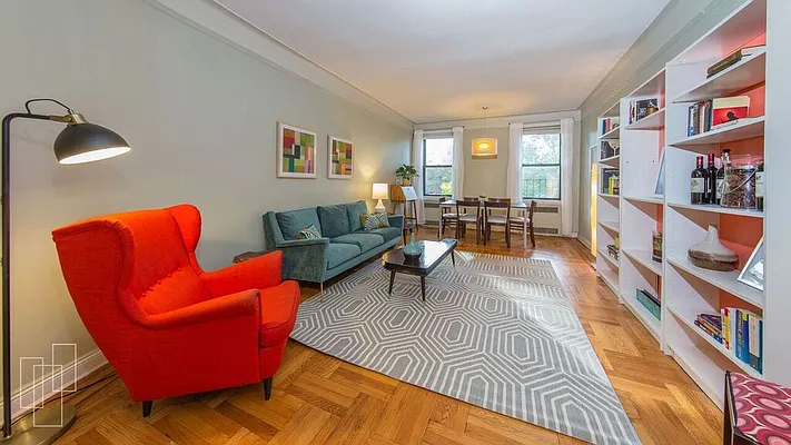 Sold by Garfield Realty  | media 2
